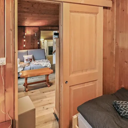 Dans La Montagne Proche De Verbier * Sembrancher