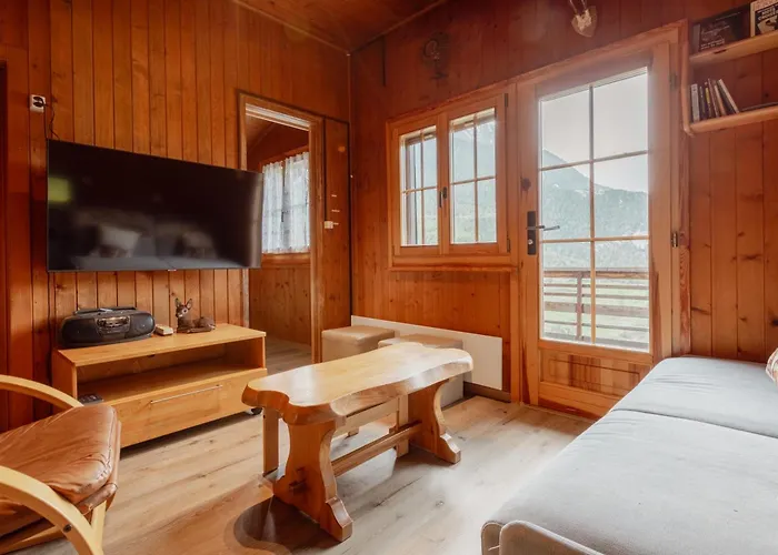 Dans La Montagne Proche De Verbier Sembrancher