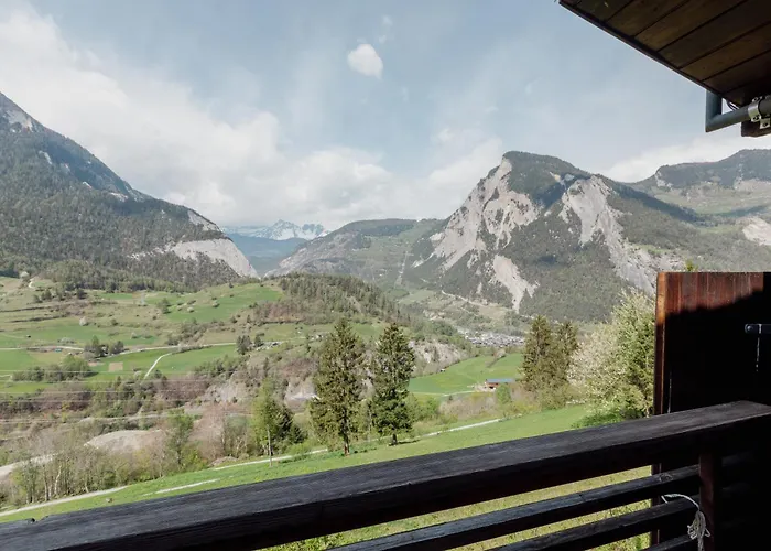 Dans La Montagne Proche De Verbier Sembrancher